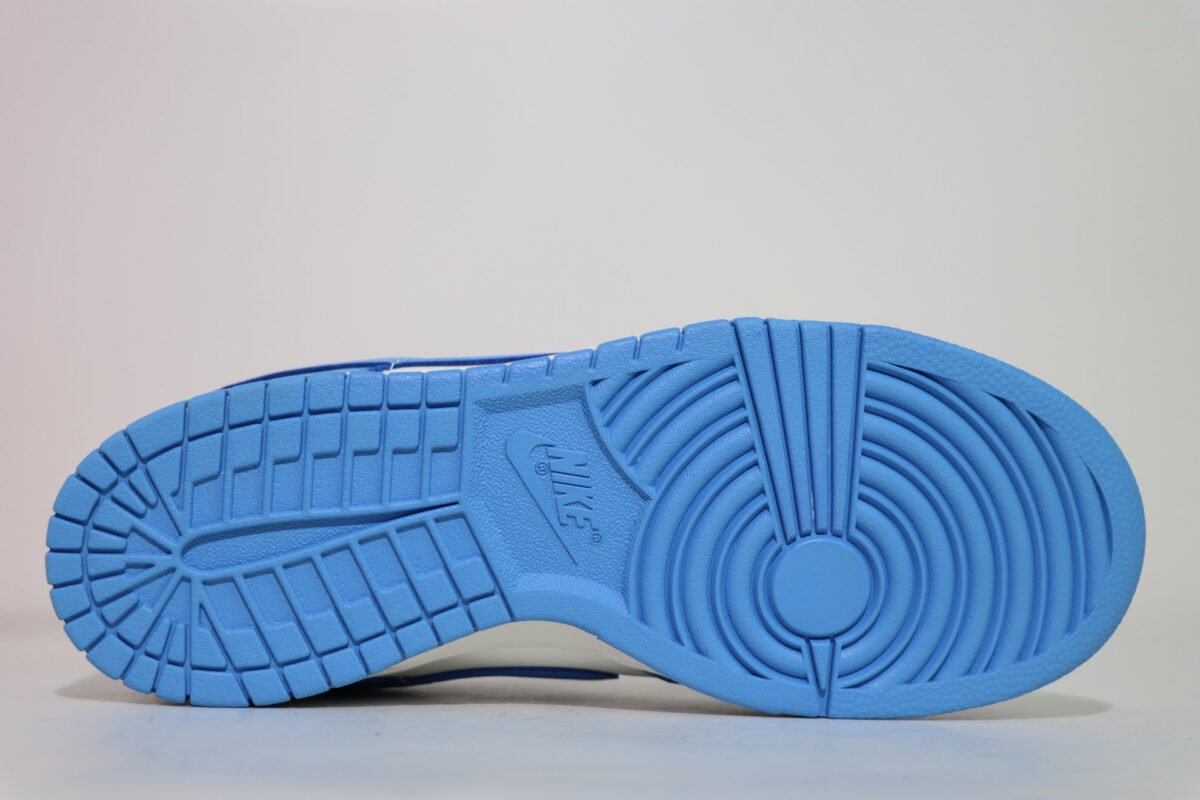 Dunk Low Coast 3